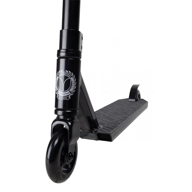 Blazer Pro Outrun 2 Complete Stunt Scooter - Black