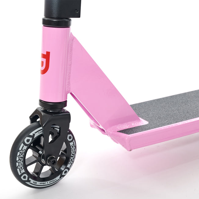 District Titus Complete Scooter - Pink / Black